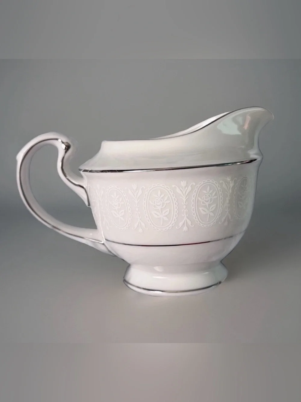 Vintage Creamer Sone China Japan Moderne 2467 Platinum Trim White Floral Scroll